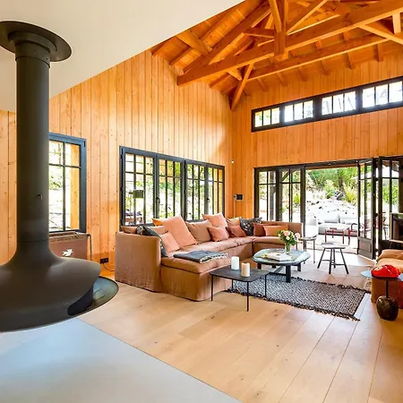 Mimosas Villa