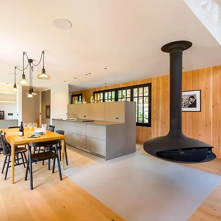 Mimosas Villa