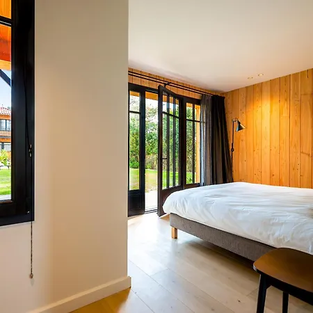 Mimosas Villa *
