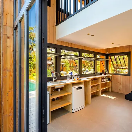 Mimosas Villa